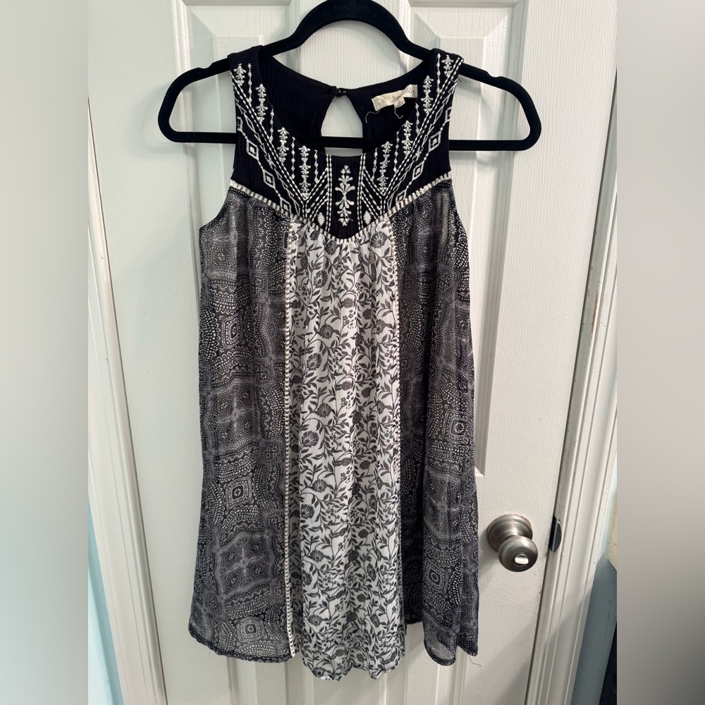 Rewind black & white floral sleeveless dress, Juniors S